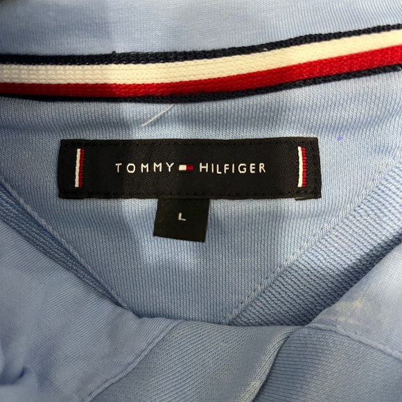 Tommy Hilfiger embroidery hoodie size large - Picture 4 of 6